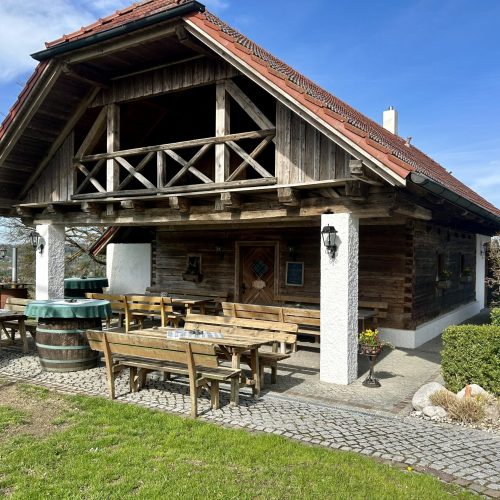 Von der Hütte zum Heurigen